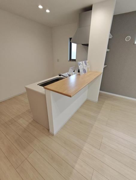 2LDK house in Minami Ward, Nagoya, Aichi - Photo 1
