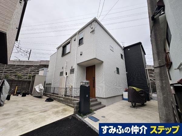 4LDK house in Itabashi Ward, Tokyo - Photo 1
