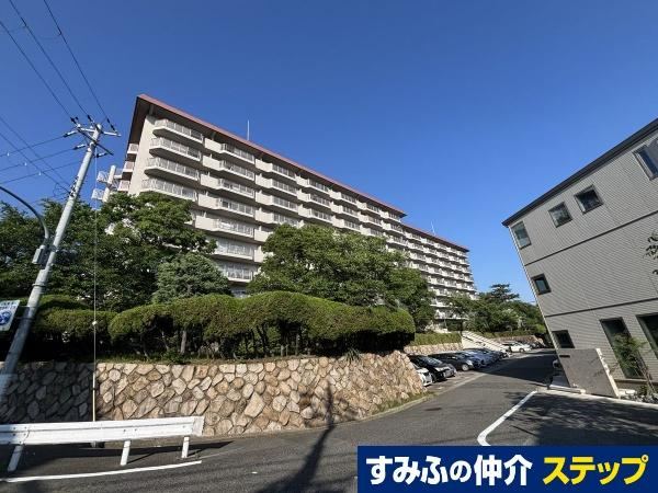 4LDK+S apartment in Nishinomiya, Hyogo - Photo 1
