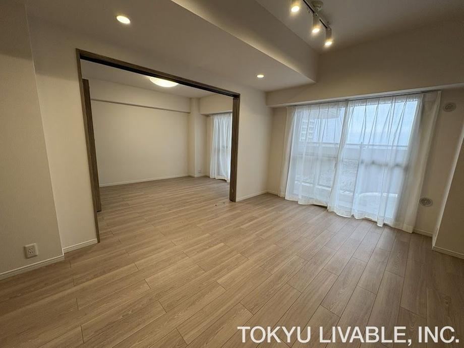 3LDK apartment in Tokorozawa, Saitama - Photo 1