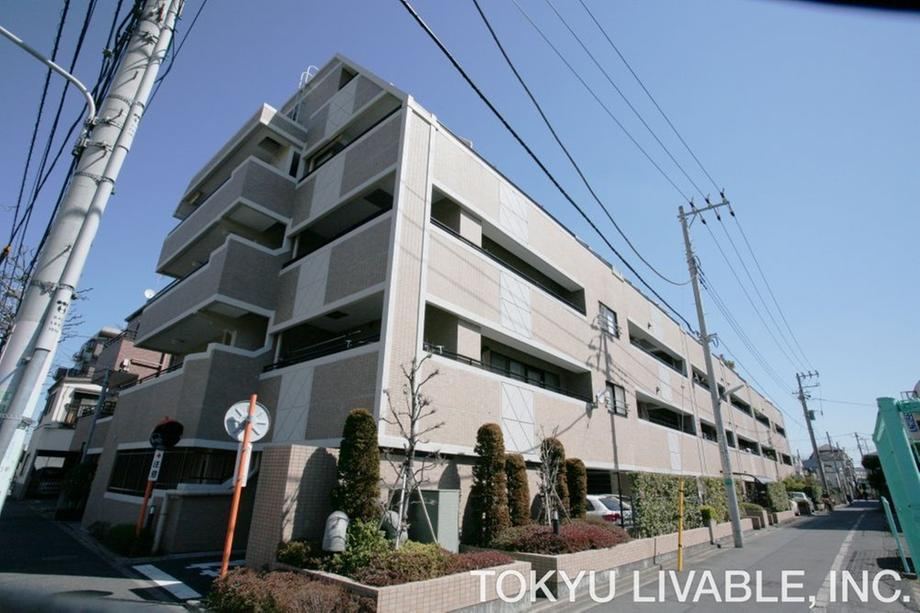 3LDK apartment in Edogawa Ward, Tokyo - Photo 1