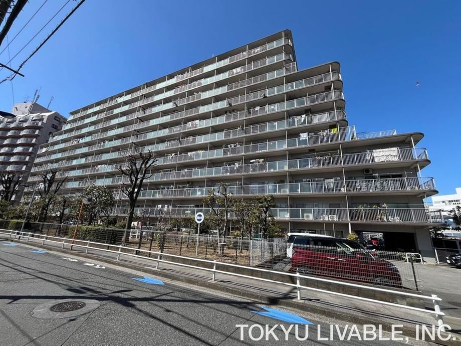 3LDK apartment in Kita Ward, Tokyo - Photo 1