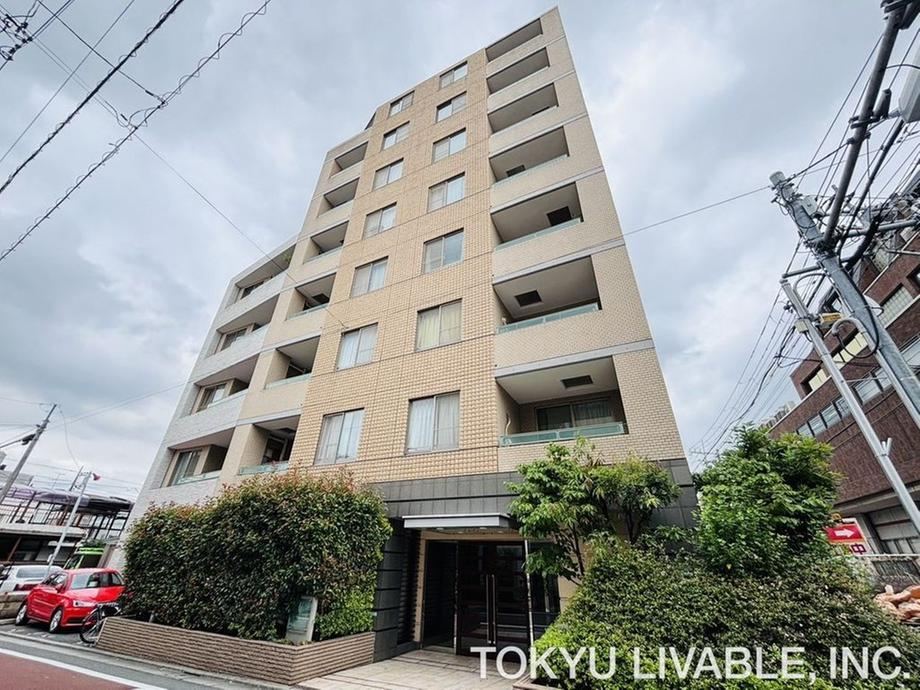 2LDK apartment in Meguro Ward, Tokyo - Photo 1
