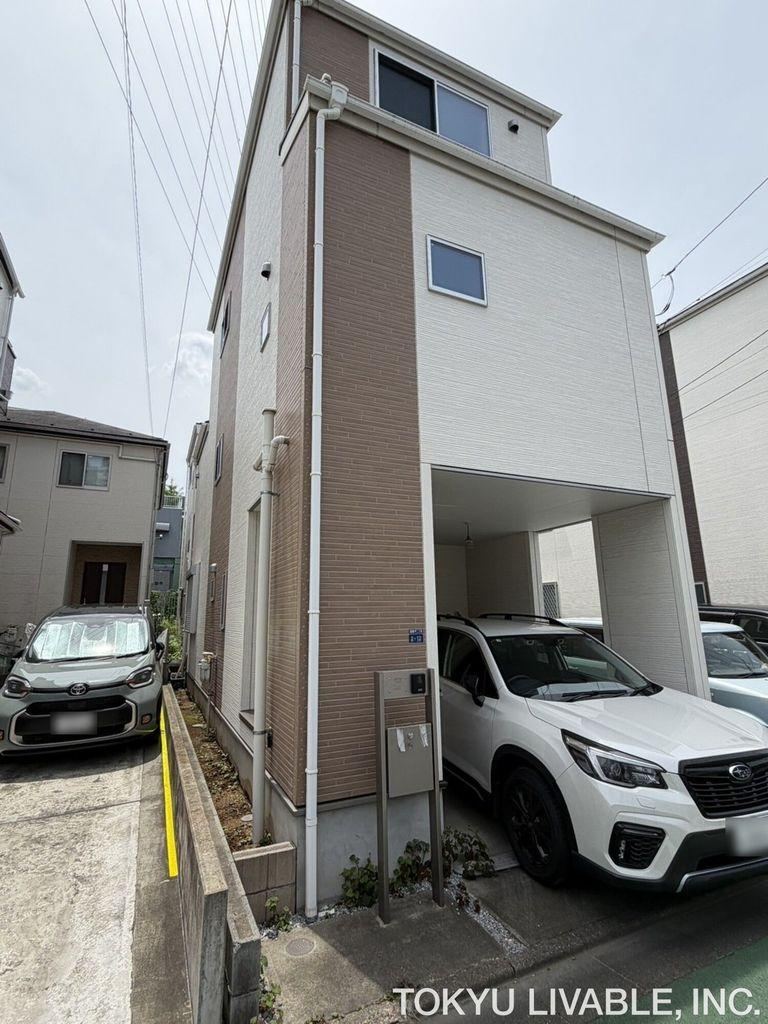 3LDK+S house in Itabashi Ward, Tokyo - Photo 1