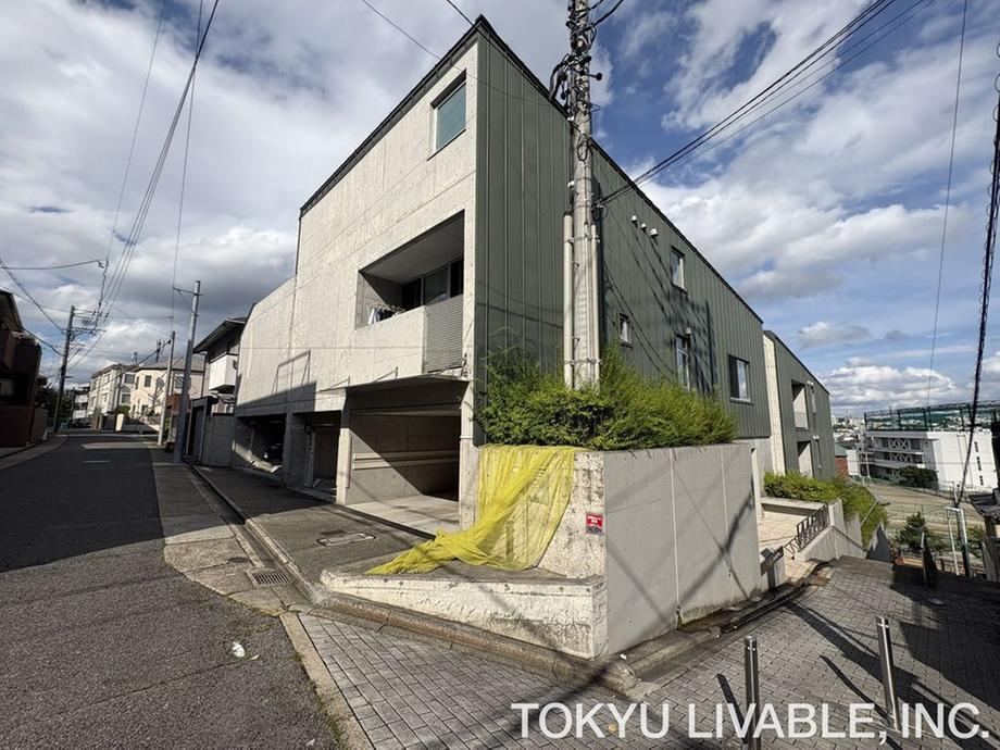 2LDK apartment in Chikusa Ward, Nagoya, Aichi - Photo 1