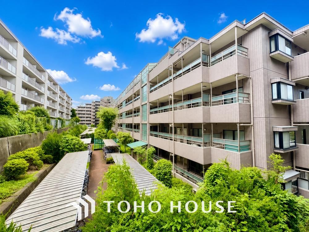 3LDK apartment in Chofu, Tokyo - Photo 1