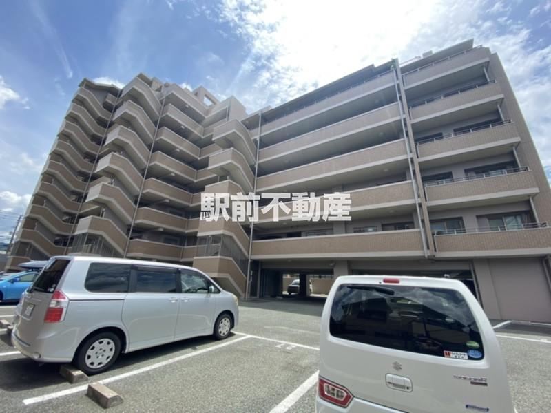 3LDK apartment in Kurume, Fukuoka - Photo 1