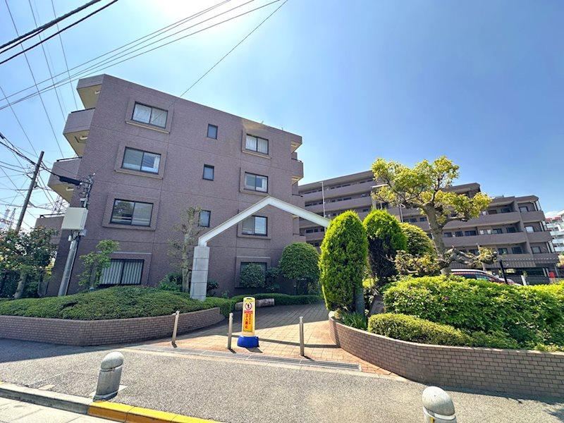3LDK apartment in Tsurumi Ward, Yokohama, Kanagawa - Photo 1