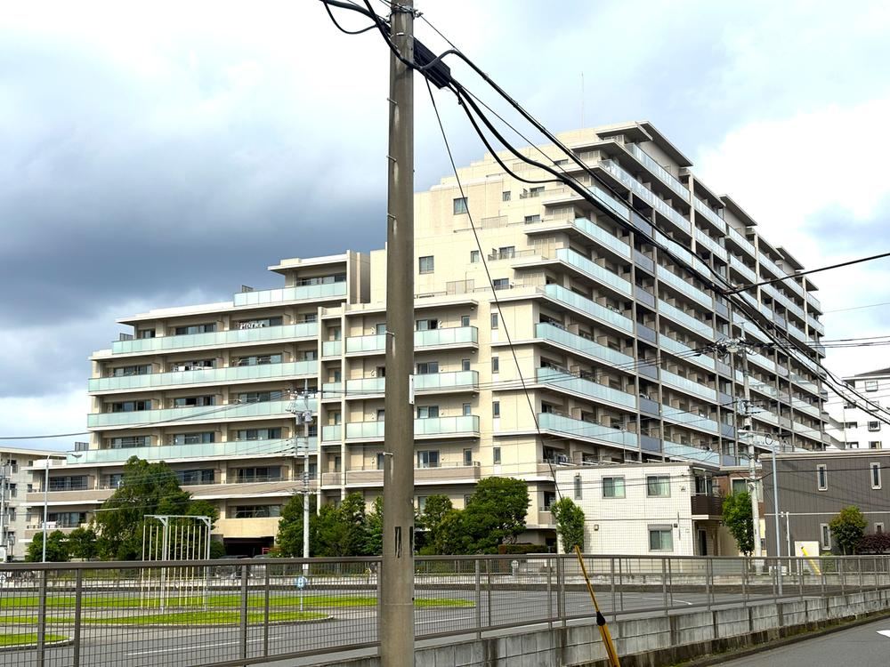 3LDK apartment in Tokorozawa, Saitama - Photo 1