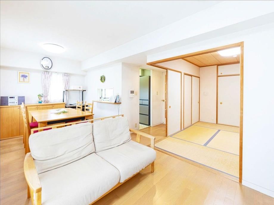 4LDK apartment in Nishinomiya, Hyogo - Photo 1