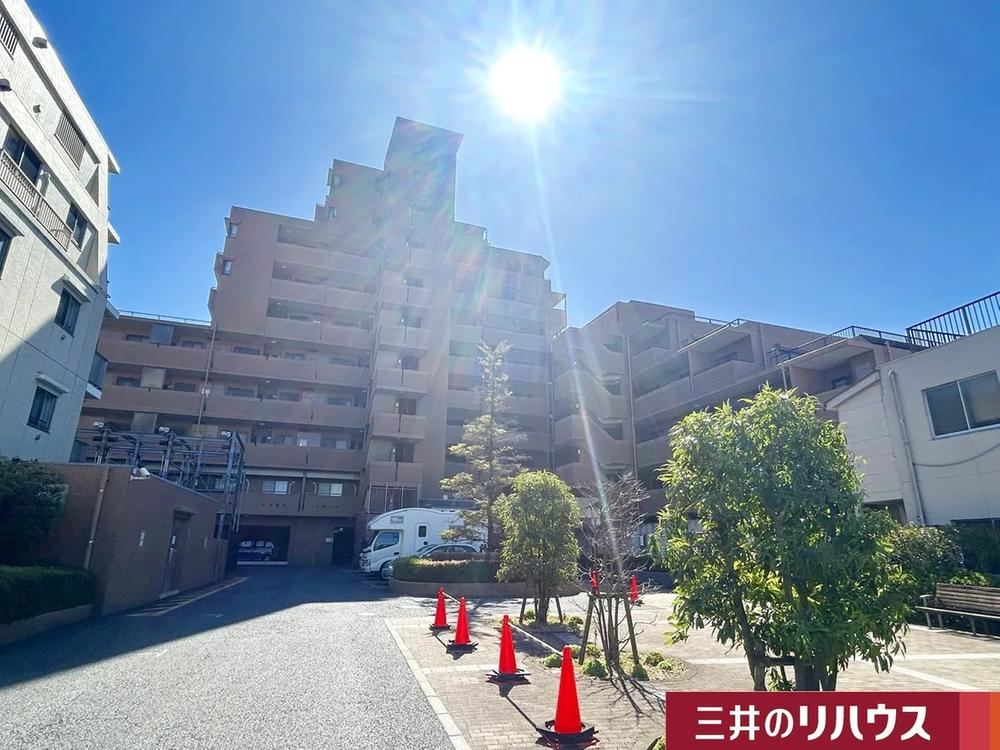 4LDK+S apartment in Nishitokyo, Tokyo - Photo 1