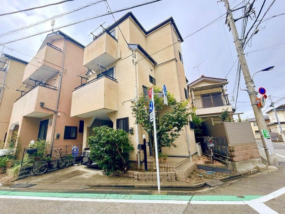 4LDK house in Kita Ward, Tokyo - Photo 1