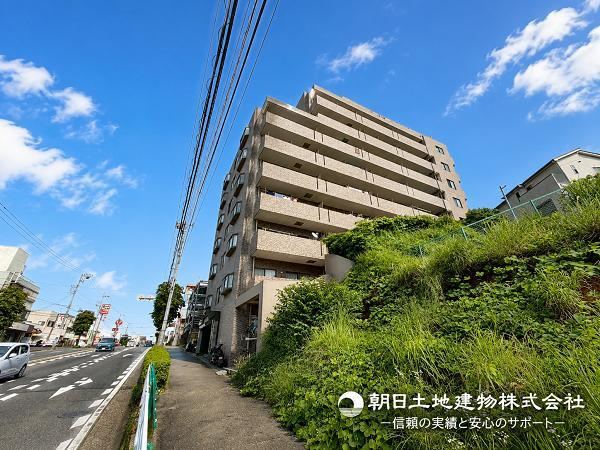3LDK apartment in Asahi Ward, Yokohama, Kanagawa - Photo 1