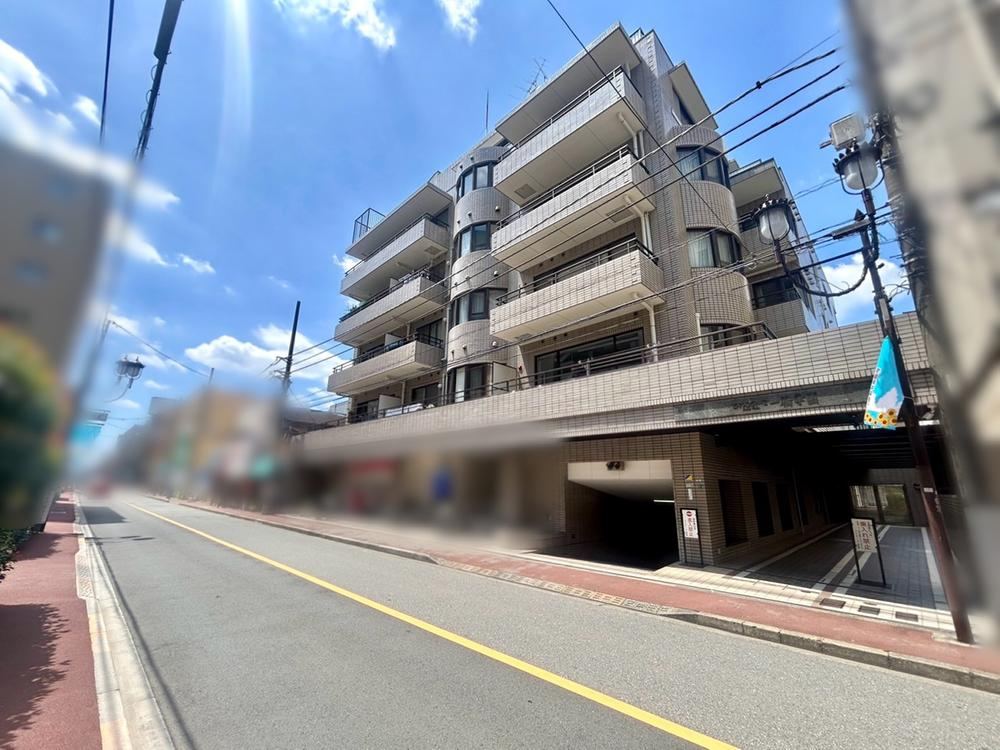 2LDK apartment in Kodaira, Tokyo - Photo 1