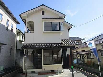 4LDK house in Asaminami Ward, Hiroshima - Photo 1