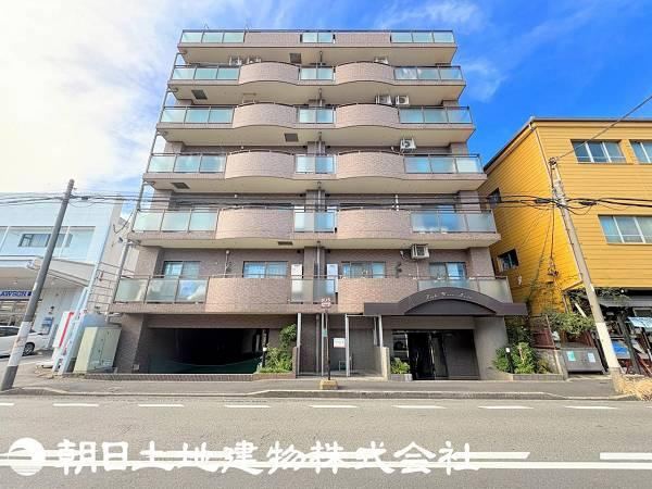 3LDK apartment in Minami Ward, Yokohama, Kanagawa - Photo 1