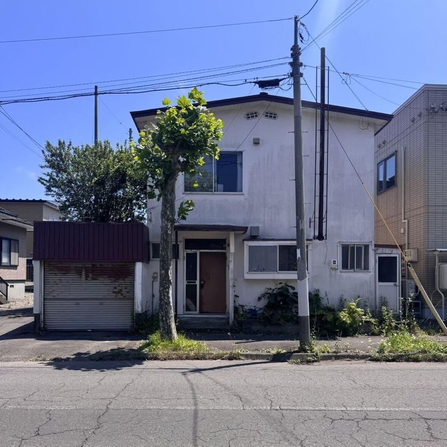 4LDK house in Tomakomai, Hokkaido - Photo 1