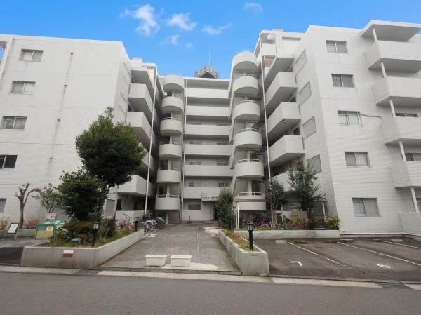 3LDK apartment in Minami Ward, Yokohama, Kanagawa - Photo 1