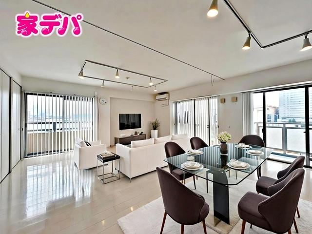 2LDK apartment in Toyohashi, Aichi - Photo 1
