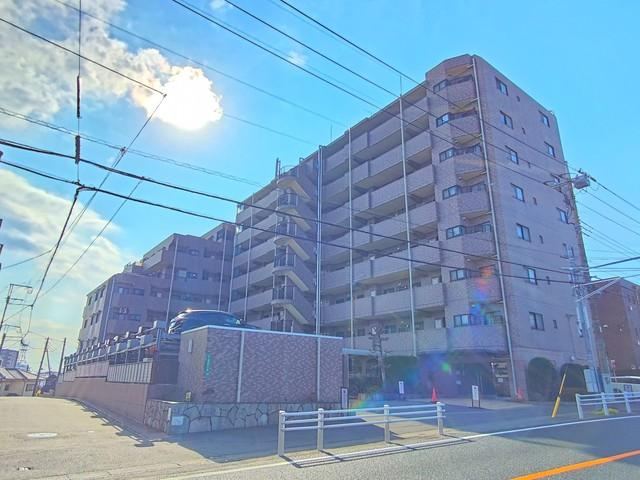 3LDK apartment in Tokorozawa, Saitama - Photo 1