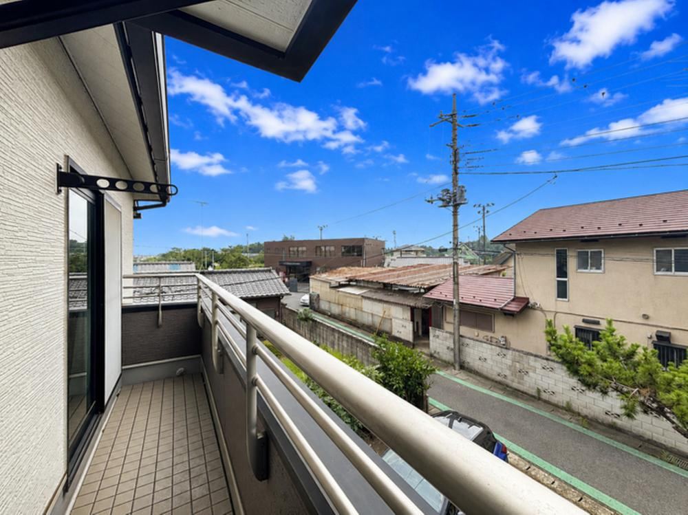 5LDK+S house in Wakaba Ward, Chiba - Photo 1