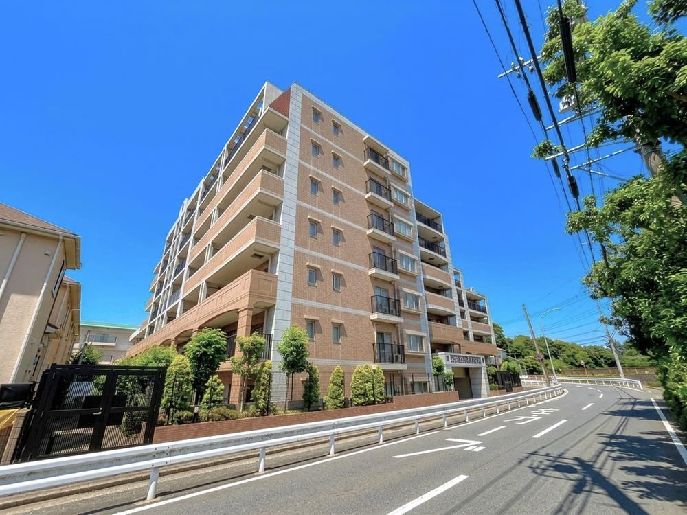 3LDK apartment in Hodogaya Ward, Yokohama, Kanagawa - Photo 1