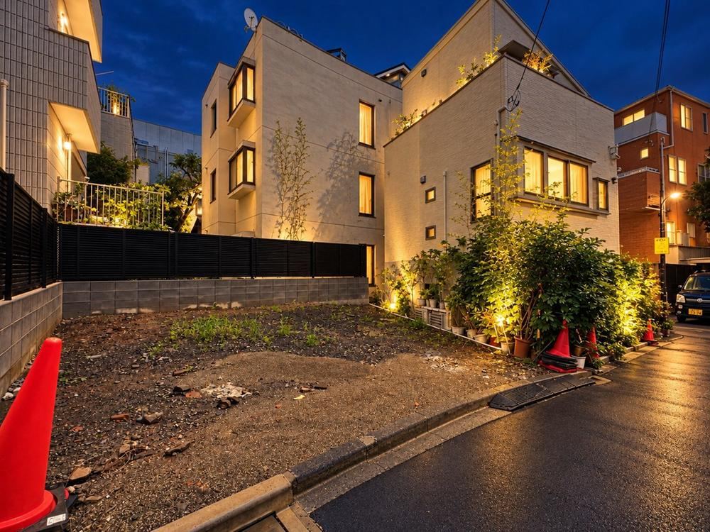 51 m² land in Minato Ward, Tokyo - Photo 1
