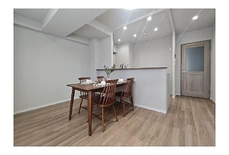 3LDK apartment in Kita Ward, Osaka - Photo 1