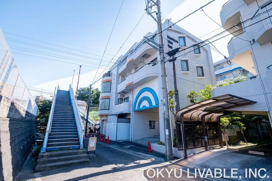 2LDK apartment in Asahi Ward, Yokohama, Kanagawa - Photo 1