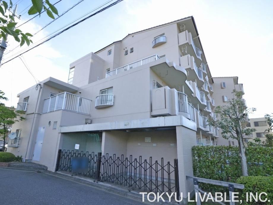 3LDK apartment in Iruma, Saitama - Photo 1