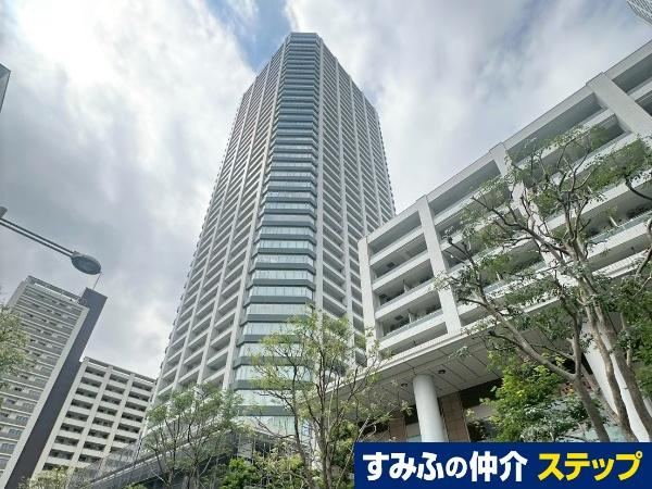1LDK+S apartment in Minato Ward, Tokyo - Photo 1