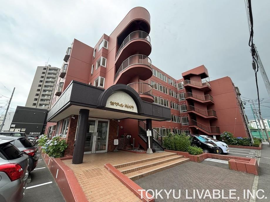 2LDK apartment in Chuo Ward, Sapporo, Hokkaido - Photo 1