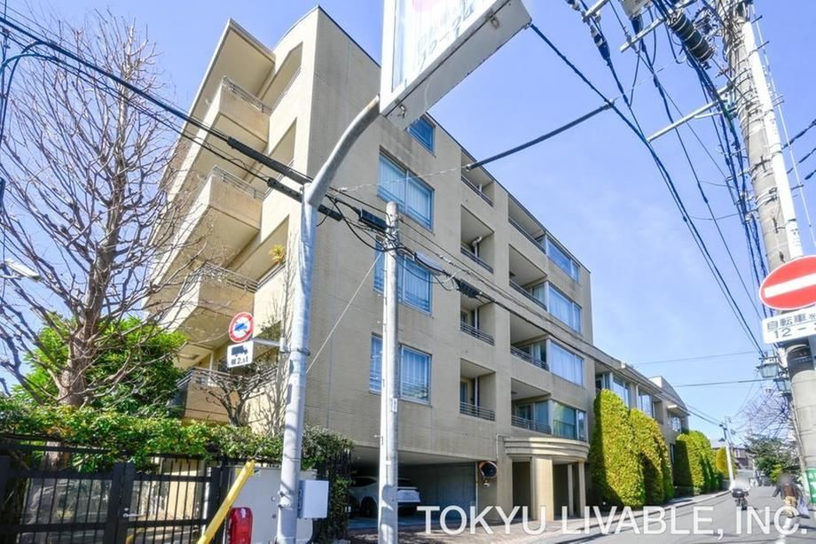 2LDK apartment in Suginami Ward, Tokyo - Photo 1