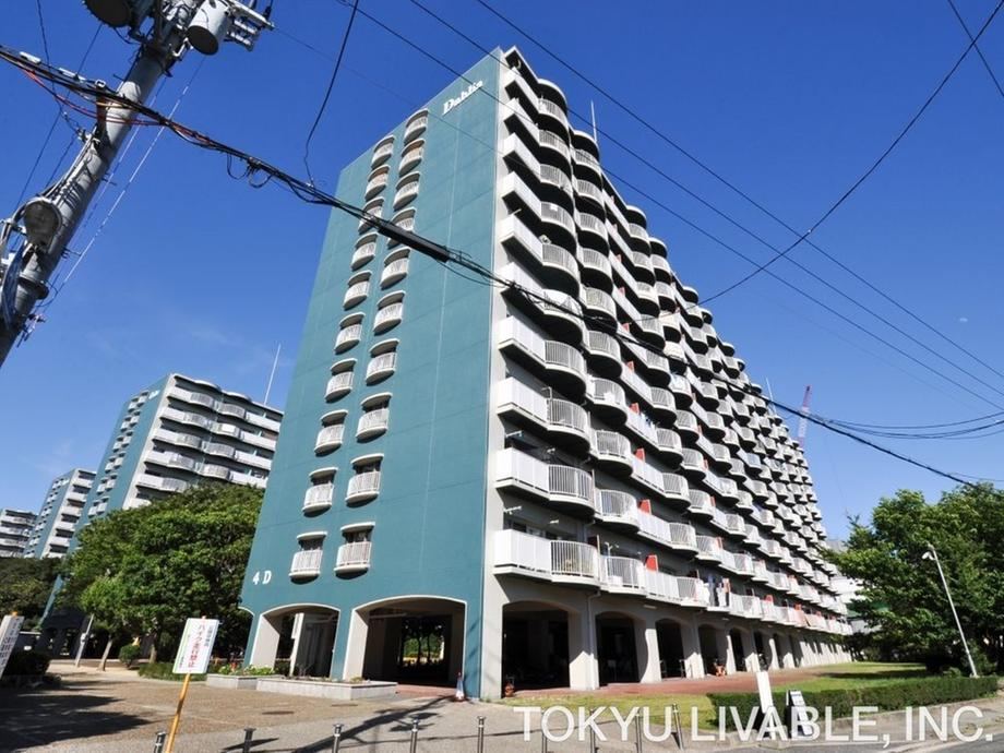 4LDK apartment in Asahi Ward, Osaka - Photo 1
