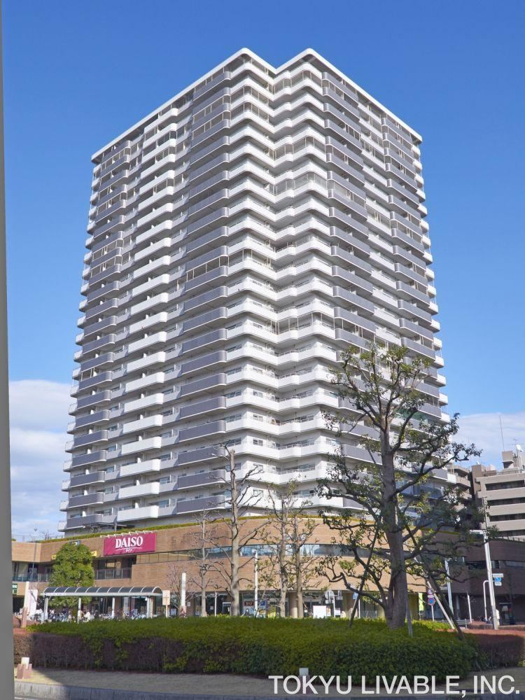 1LDK+S apartment in Soka, Saitama - Photo 1