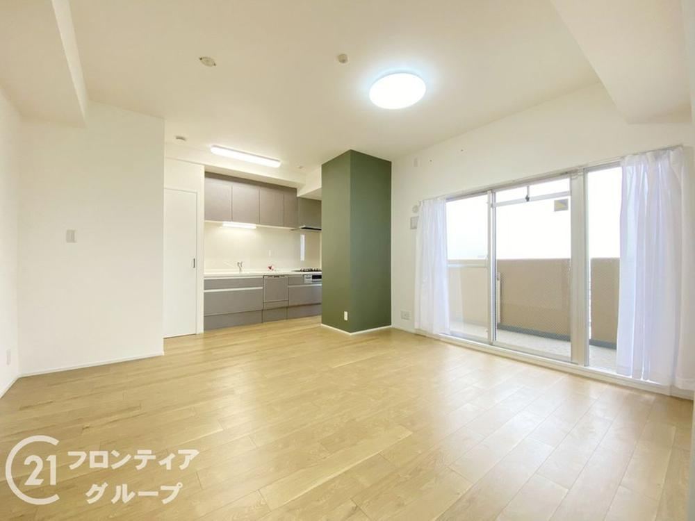 3LDK apartment in Kita Ward, Sakai, Osaka - Photo 1