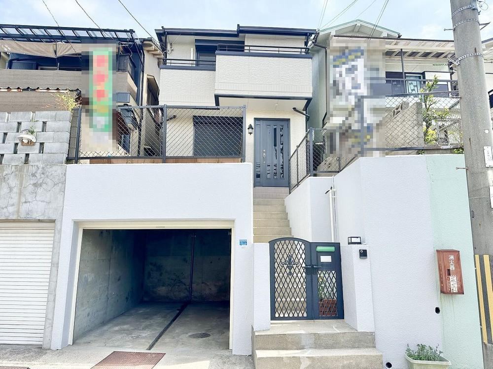 2LDK house in Tarumi Ward, Kobe, Hyogo - Photo 1