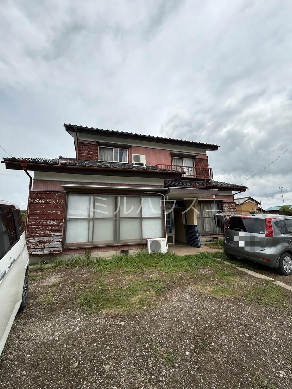 5DK house in Kazo, Saitama - Photo 1