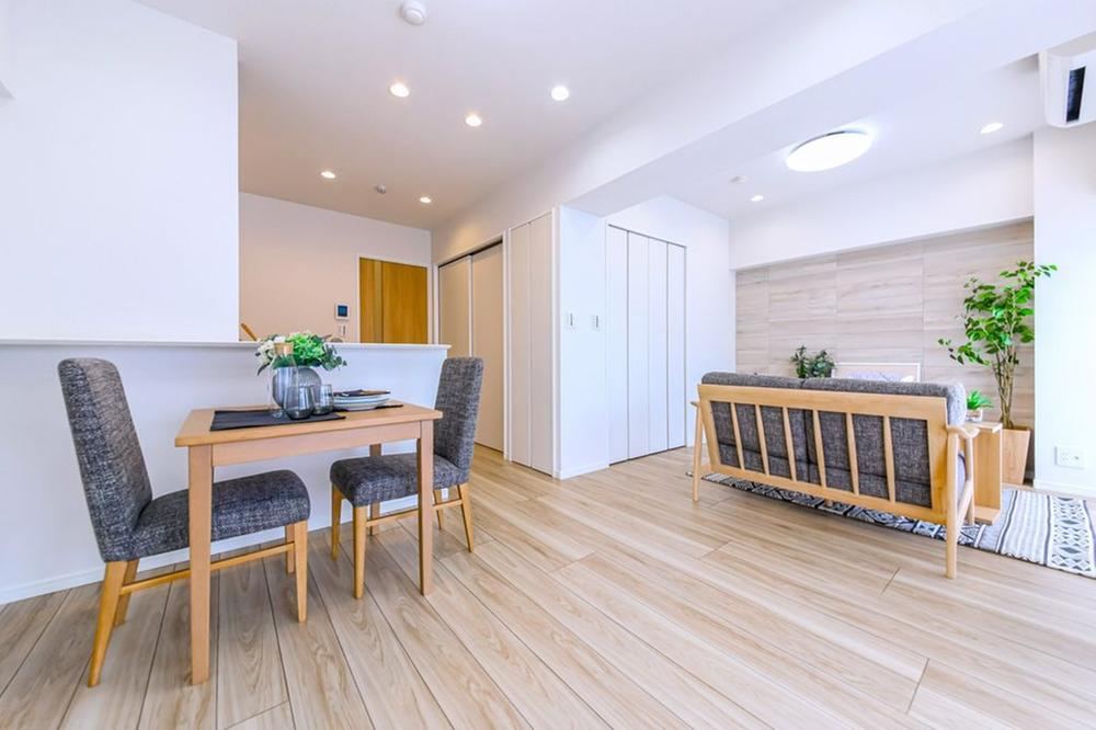 1LDK+S apartment in Koganei, Tokyo - Photo 1