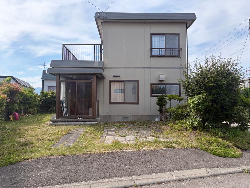 3LDK house in Toyohira Ward, Sapporo, Hokkaido - Photo 1