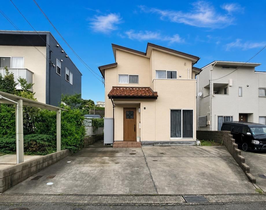 4LDK house in Shimonoseki, Yamaguchi - Photo 1