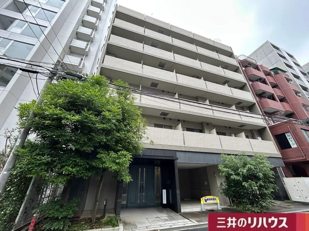 1LDK apartment in Minato Ward, Tokyo - Photo 1