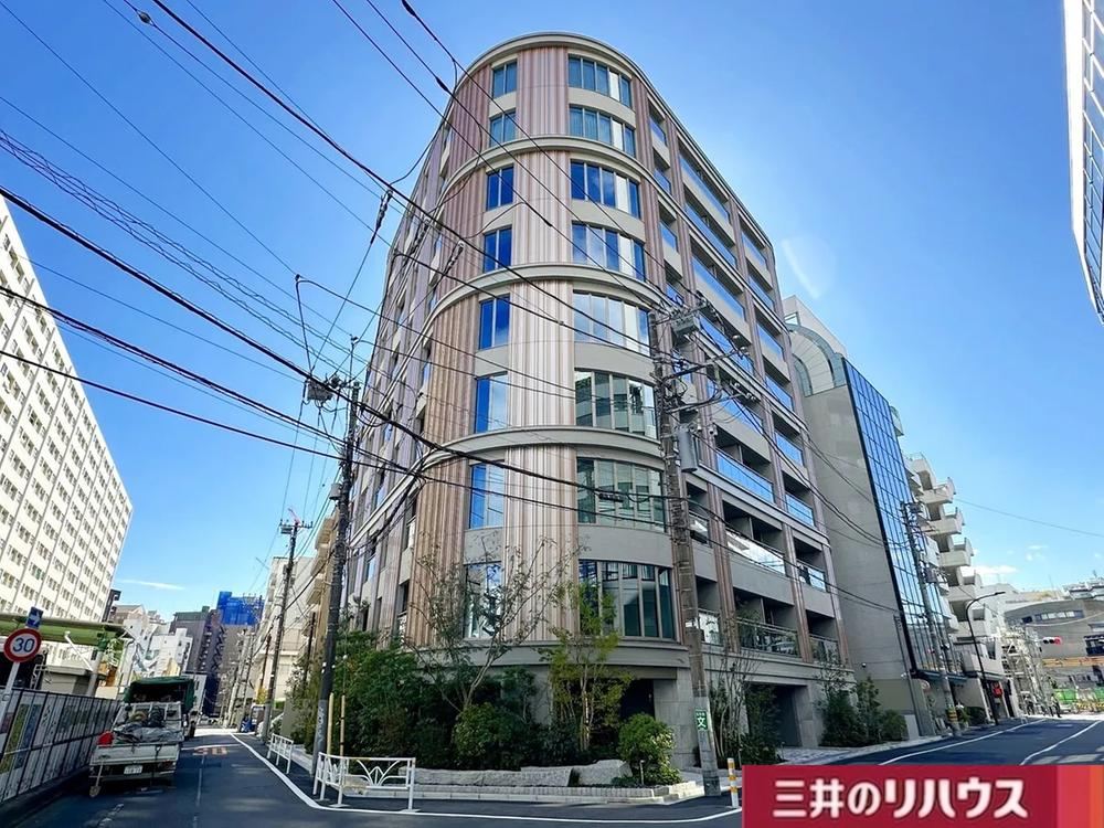 1LDK apartment in Shibuya Ward, Tokyo - Photo 1