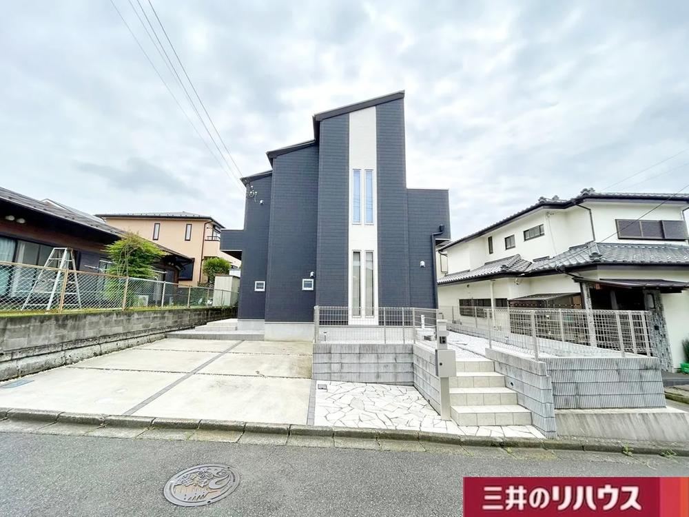4LDK+S house in Ebina, Kanagawa - Photo 1