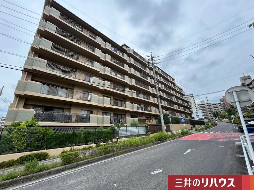 4LDK apartment in Nisshin, Aichi - Photo 1