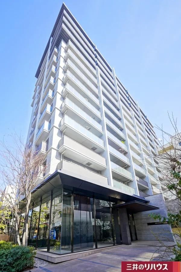 2LDK apartment in Kawaguchi, Saitama - Photo 1