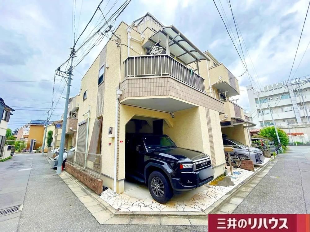 3LDK house in Kita Ward, Tokyo - Photo 1