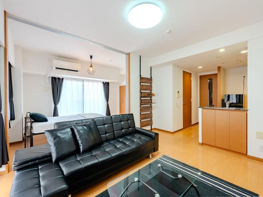 2LDK apartment in Nishi Ward, Osaka - Photo 1