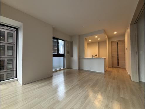 2LDK apartment in Chuo Ward, Osaka - Photo 1