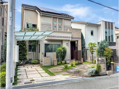 4LDK house in Nishinomiya, Hyogo - Photo 1
